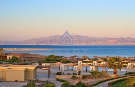 شاليه 2 غرفة نوم للبيع في رأس سوما، البحر الأحمر - EXEC-Executive-suite-Seaview-scaled-1-592x444. jpg شاليه 2 غرفة نوم للبيع في رأس سوما، البحر الأحمر - EXEC-Executive-suite-Seaview-scaled-1-592x444. jpg