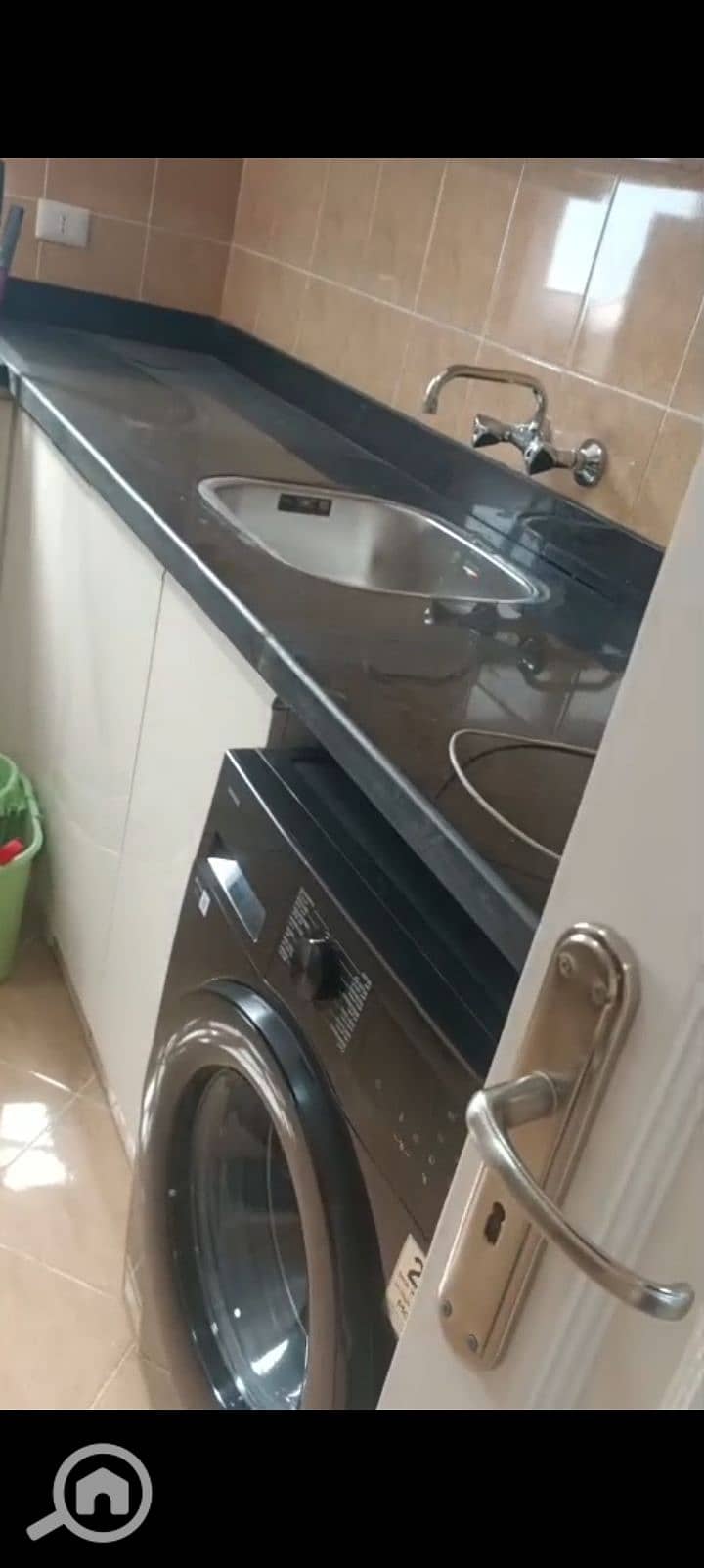 12 105960. jpg
