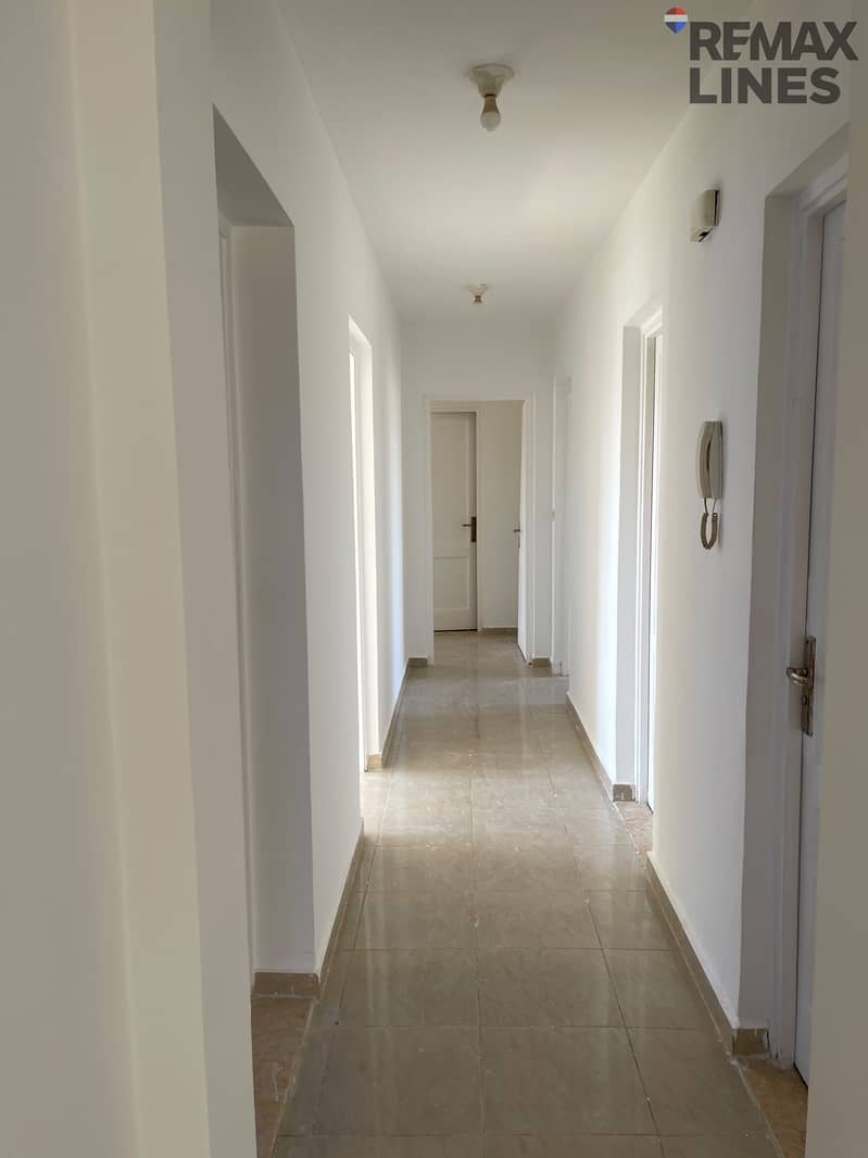 8 1000980827. jpg