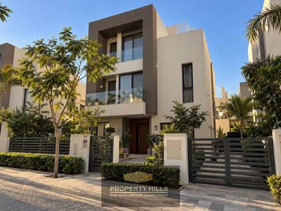 3 Bedroom Townhouse for Sale in Sheikh Zayed, Giza - CC0036B7-6F4D-4E9E-9C2A-53F1E7328D62. png 3 Bedroom Townhouse for Sale in Sheikh Zayed, Giza - CC0036B7-6F4D-4E9E-9C2A-53F1E7328D62. png