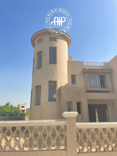5 Bedroom Villa for Sale in 6th of October, Giza - IMG-20251023-WA0027. jpg 5 Bedroom Villa for Sale in 6th of October, Giza - IMG-20251023-WA0027. jpg