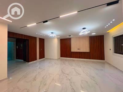 4 Bedroom Flat for Sale in Madinaty, Cairo - WhatsApp Image 2026-10-05 at 17.59. 15 (3). jpeg 4 Bedroom Flat for Sale in Madinaty, Cairo - WhatsApp Image 2026-10-05 at 17.59. 15 (3). jpeg