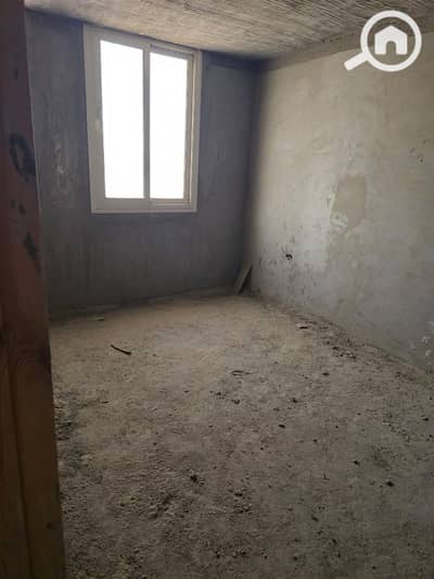 2 Bedroom Apartment for Sale in Zahraa Al Maadi, Cairo - IMG-20261005-WA0040. jpg