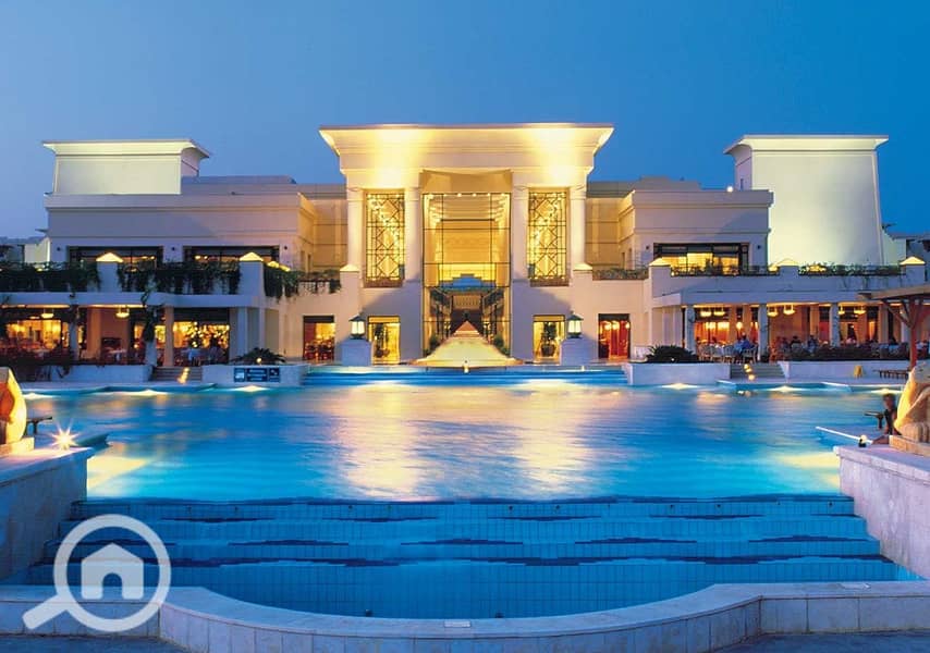 11 imageye___-_imgi_127_Sheraton. jpeg