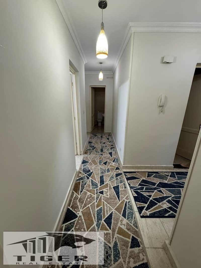 6 284817. jpg