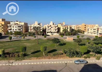 3 Bedroom Flat for Sale in Shorouk City, Cairo - bf9cef2f-ea4c-4687-b135-bed03b40c446. jpg