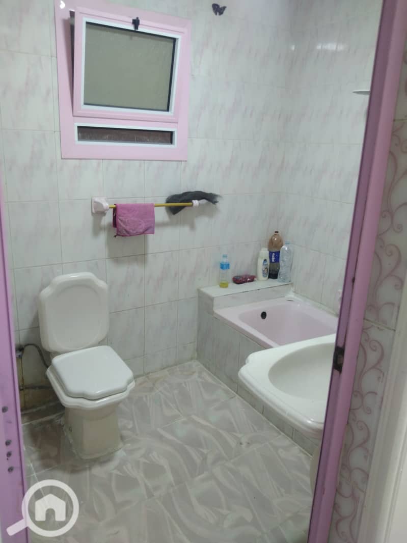9 1000952450. jpg