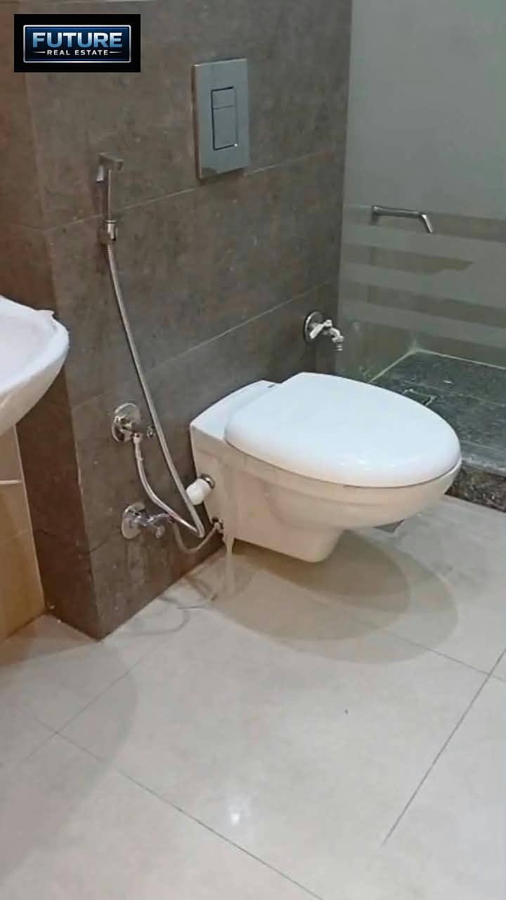 6 WhatsApp Image 2026-10-01 at 13.25. 19. jpeg