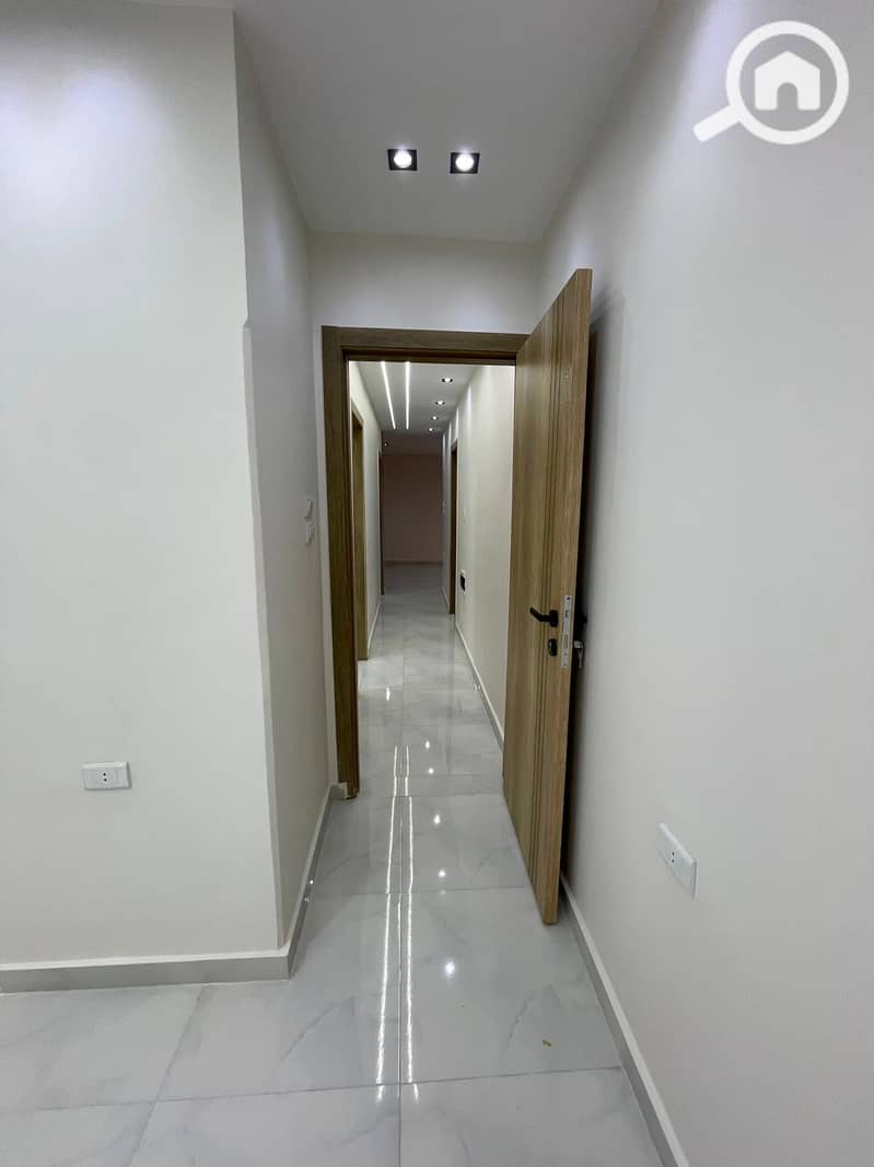 5 106870. jpg