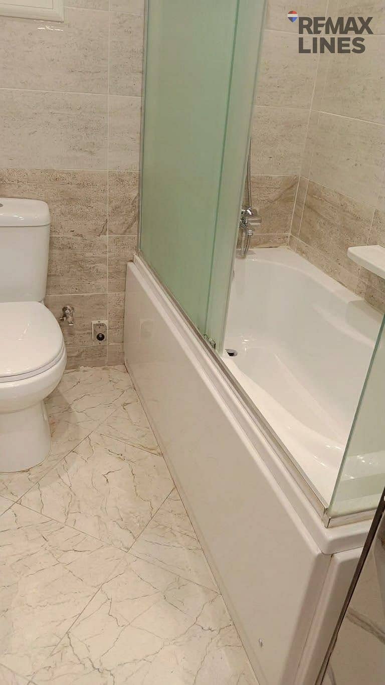 11 1000389953. jpg