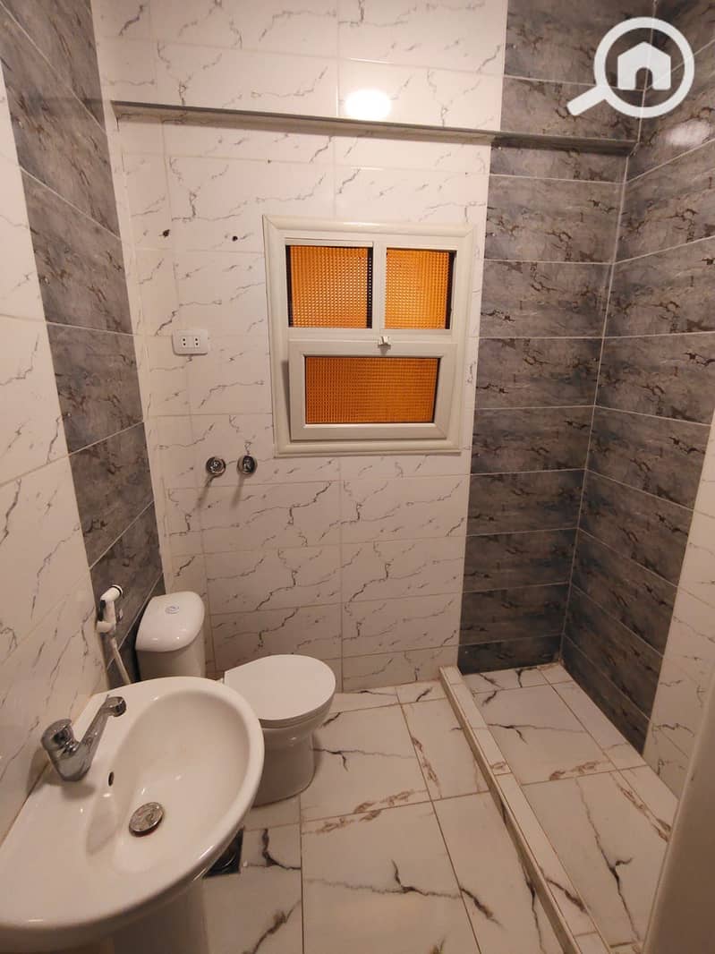 5 1000203860. jpg