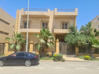 6 Bedroom Villa for Sale in New Cairo, Cairo - فيلا في النرجس ٧ 6 Bedroom Villa for Sale in New Cairo, Cairo - فيلا في النرجس ٧