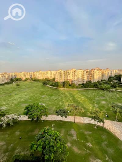 3 Bedroom Flat for Sale in Madinaty, Cairo - WhatsApp Image 2026-10-06 at 12.32. 02 AM. jpeg 3 Bedroom Flat for Sale in Madinaty, Cairo - WhatsApp Image 2026-10-06 at 12.32. 02 AM. jpeg