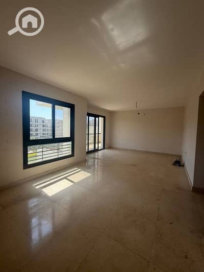 3 Bedroom Apartment for Sale in 6th of October, Giza - 748597849_122137535757186100_4912395899659129995_n. jpg 3 Bedroom Apartment for Sale in 6th of October, Giza - 748597849_122137535757186100_4912395899659129995_n. jpg