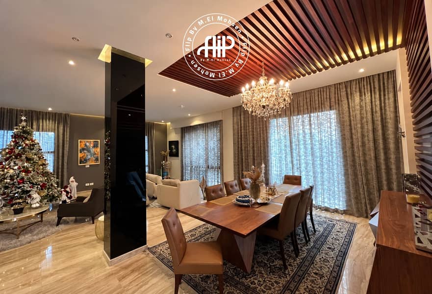 6 Luxurious Holiday Dining Room Interior. png
