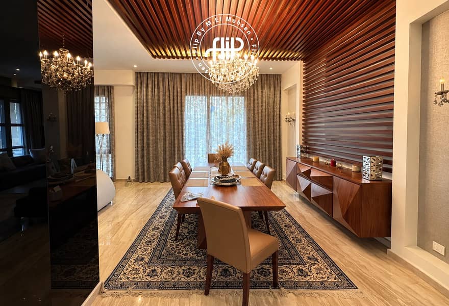11 Warm Modern Luxury Dining Room. png