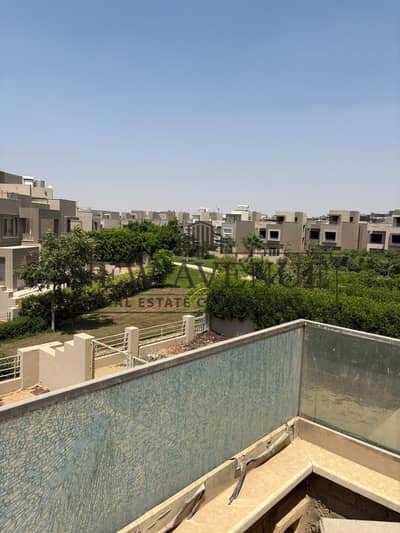 3 Bedroom Townhouse for Sale in New Cairo, Cairo - WhatsApp Image 2026-10-06 at 2.05. 18 PM. jpeg 3 Bedroom Townhouse for Sale in New Cairo, Cairo - WhatsApp Image 2026-10-06 at 2.05. 18 PM. jpeg