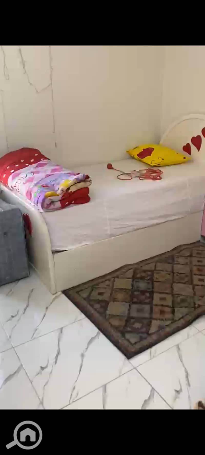 8 1000329063. jpg