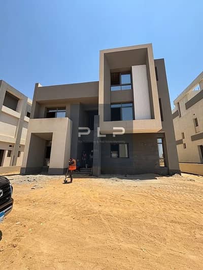 3 Bedroom Townhouse for Sale in New Cairo, Cairo - 626ac182-9d87-4c15-afe7-3027a7f500d5. jpg