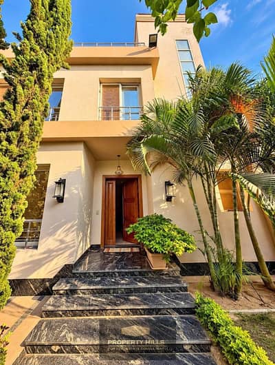 4 Bedroom Villa for Sale in 6th of October, Giza - IMG_4084. jpg