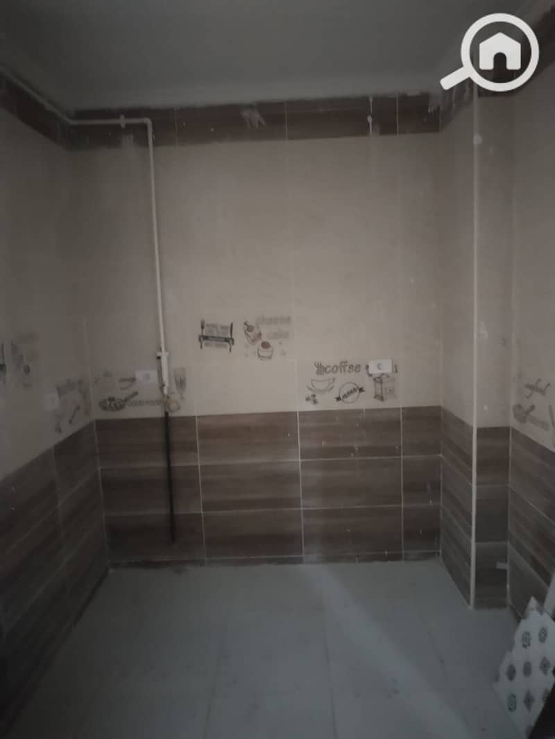 11 1000400295. jpg