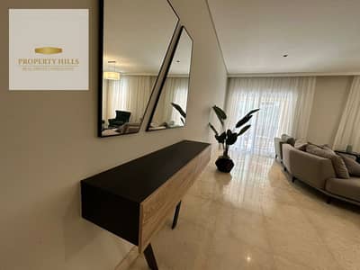 4 Bedroom Penthouse for Sale in New Cairo, Cairo - استلم في التجمع بجوار الجامعة الأمريكية شقه 220م بالتقسيط علي 5 سنين