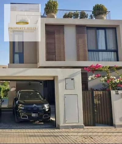 5 Bedroom Townhouse for Sale in New Heliopolis, Cairo - فيلا للبيع متشطبه في هليوبوليس الجديدة داخل سوديك بالتقسيط على 8 سنين 5 Bedroom Townhouse for Sale in New Heliopolis, Cairo - فيلا للبيع متشطبه في هليوبوليس الجديدة داخل سوديك بالتقسيط على 8 سنين