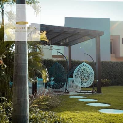 6 Bedroom Villa for Sale in New Heliopolis, Cairo - A detached villa for sale in Heliopolis next to Al Ahly Club, fully finished and a great opportunity