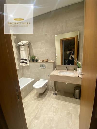 3 Bedroom Apartment for Sale in New Cairo, Cairo - شقه متشطبه بكامل 3 غرف بأقل مقدم وهتقسط الباقى على 8سنين 3 Bedroom Apartment for Sale in New Cairo, Cairo - شقه متشطبه بكامل 3 غرف بأقل مقدم وهتقسط الباقى على 8سنين