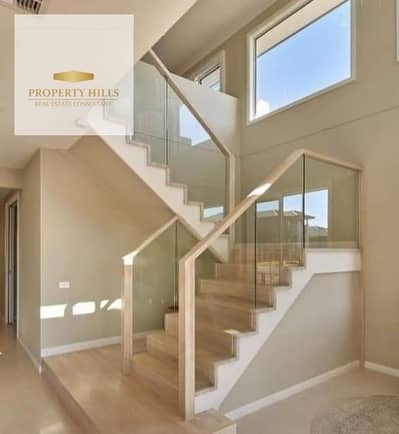4 Bedroom Duplex for Sale in New Capital City, Cairo - استلم دوبلكس لقطه متشطب بالكاااامل 4 غرف وجاردن خاص في دي جويا