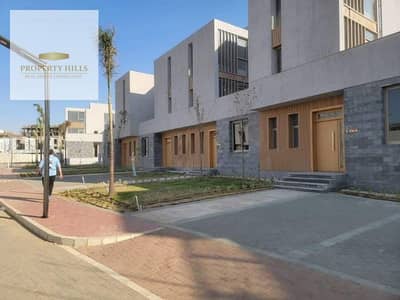 6 Bedroom Townhouse for Sale in Mostakbal City, Cairo - بأقل مقدم 750 ألف فقط وبالتقسيط ع9سنين تاون هاوس بروف بالقرب من مدينتي 6 Bedroom Townhouse for Sale in Mostakbal City, Cairo - بأقل مقدم 750 ألف فقط وبالتقسيط ع9سنين تاون هاوس بروف بالقرب من مدينتي