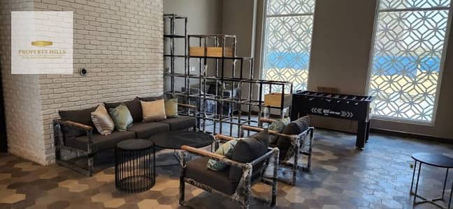 2 Bedroom Apartment for Sale in New Cairo, Cairo - شقه للبيع ف التجمع داخل كمبوندAzadبالسعرالقديم بأقل مقدم وهتقسط الباقي