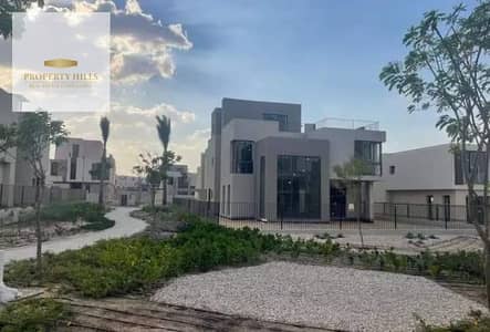 5 Bedroom Villa for Sale in Mostakbal City, Cairo - فيلا مستقلة بنص التمن للبيع في At east بجوار الرحاب بتقسيط علي 10سنين