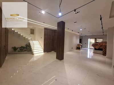 5 Bedroom Townhouse for Sale in Shorouk City, Cairo - IMG-20260925-WA0035. jpg 5 Bedroom Townhouse for Sale in Shorouk City, Cairo - IMG-20260925-WA0035. jpg