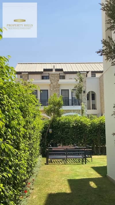 فیلا 5 غرف نوم للبيع في القاهرة الجديدة، القاهرة - 64e1360e-05e7-4133-8e1c-0b026bf0cf6d. jpg