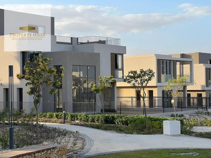 7 7ff498a5-aff3-4418-80a2-90b92381d427. jpg