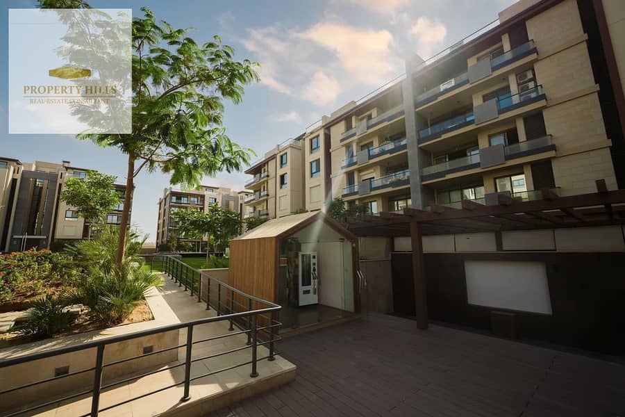 4 4399. jpg