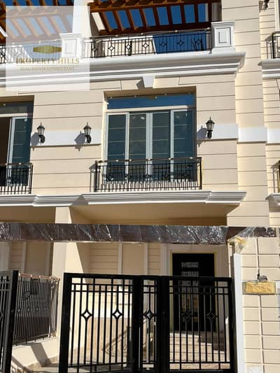 توين هاوس 4 غرف نوم للبيع في العاصمة الإدارية الجديدة، القاهرة - 321488. jpg توين هاوس 4 غرف نوم للبيع في العاصمة الإدارية الجديدة، القاهرة - 321488. jpg