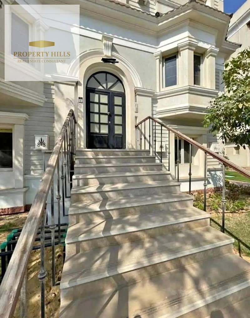 8 1000330785. jpg