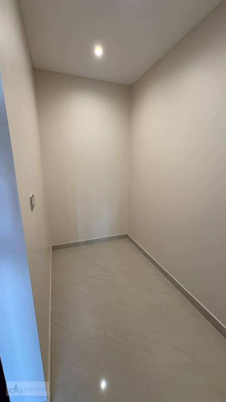 4 WhatsApp Image 2026-10-04 at 1.20. 13 PM (2). jpeg