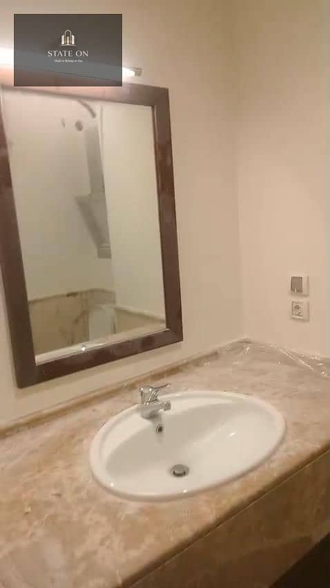 8 WhatsApp Video 2026-10-06 at 5.55. 36 PM. mp4_snapshot_00.47_[2026.10. 06_18.05. 37]. jpg