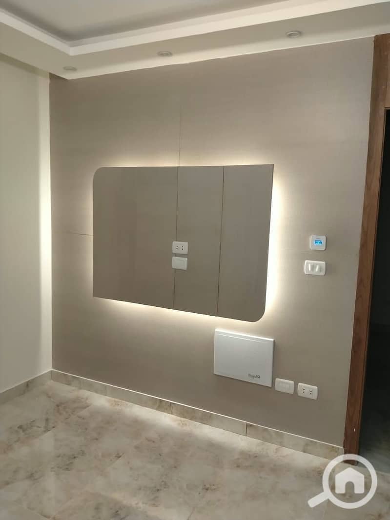 5 1001300216. jpg