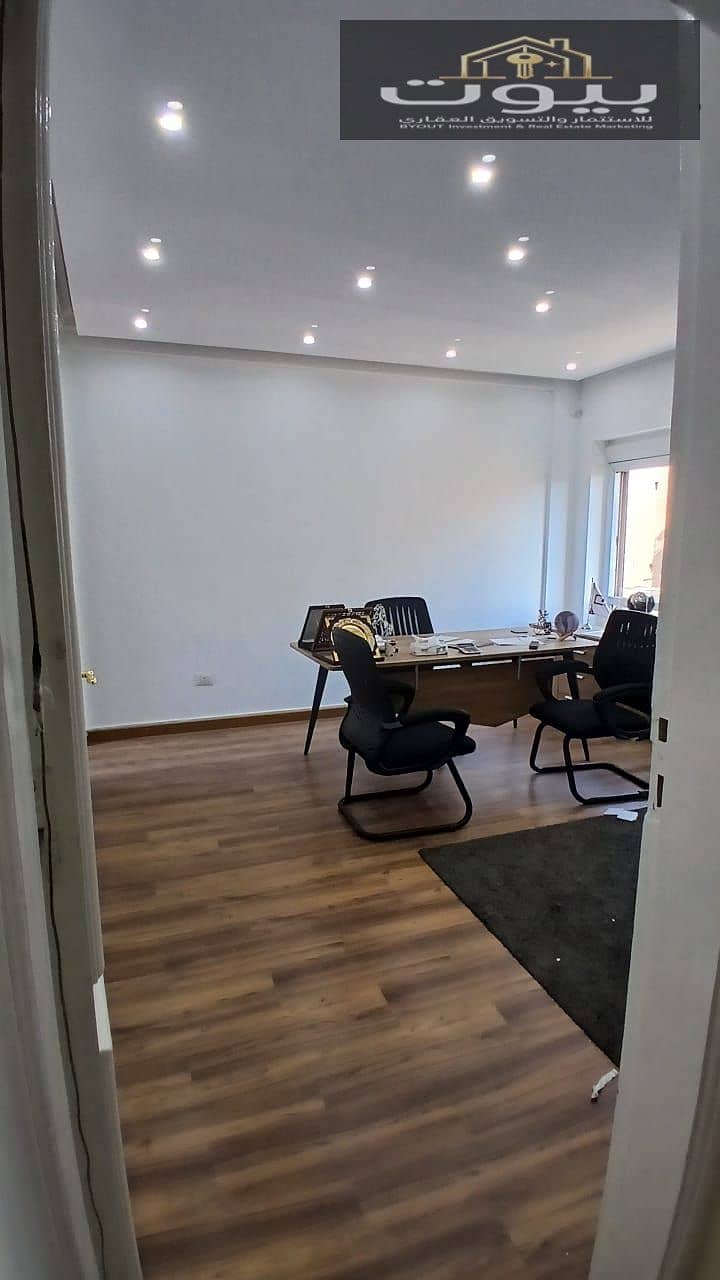 5 1000481356. jpg