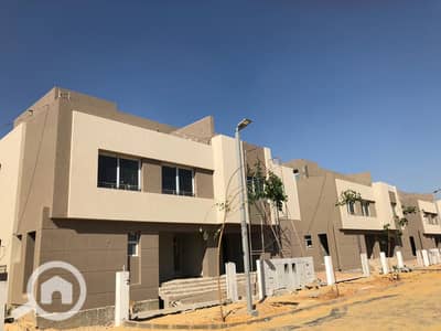 فیلا 4 غرف نوم للبيع في الشيخ زايد، الجيزة - b9caf766-82f9-4f5c-b30f-2a360e4c40ed. jpg فیلا 4 غرف نوم للبيع في الشيخ زايد، الجيزة - b9caf766-82f9-4f5c-b30f-2a360e4c40ed. jpg