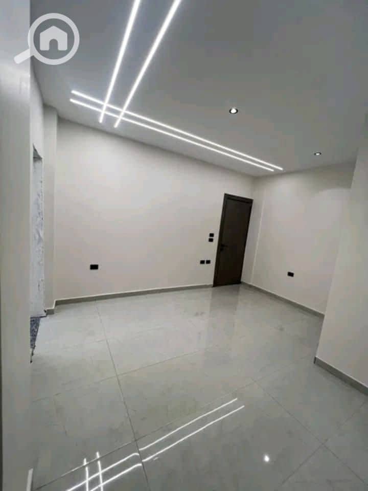 4 1000143812. jpg