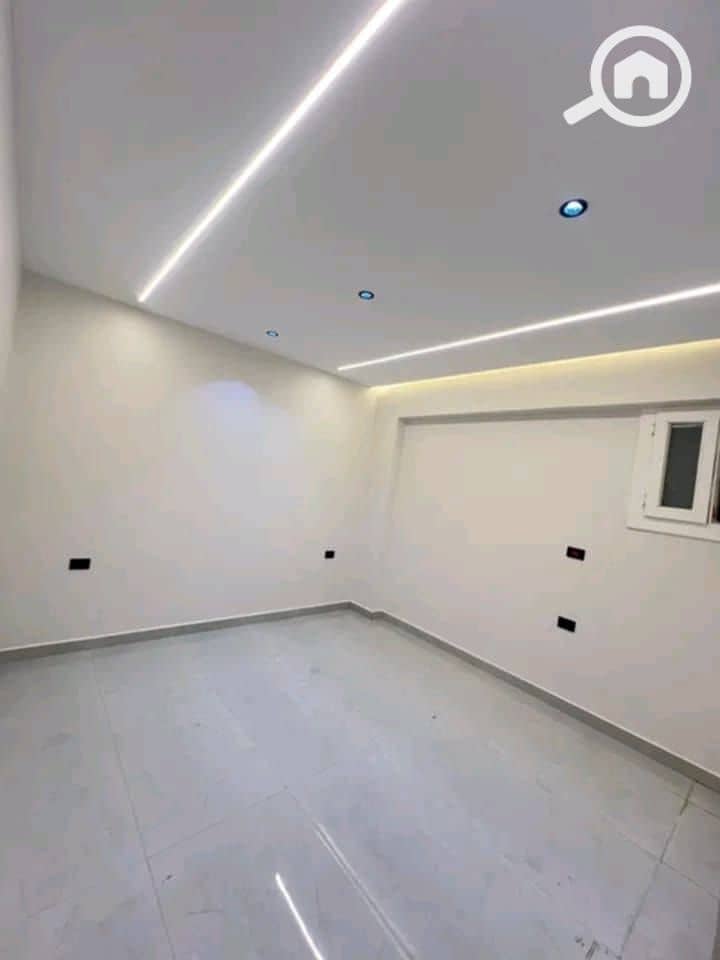 8 1000143808. jpg