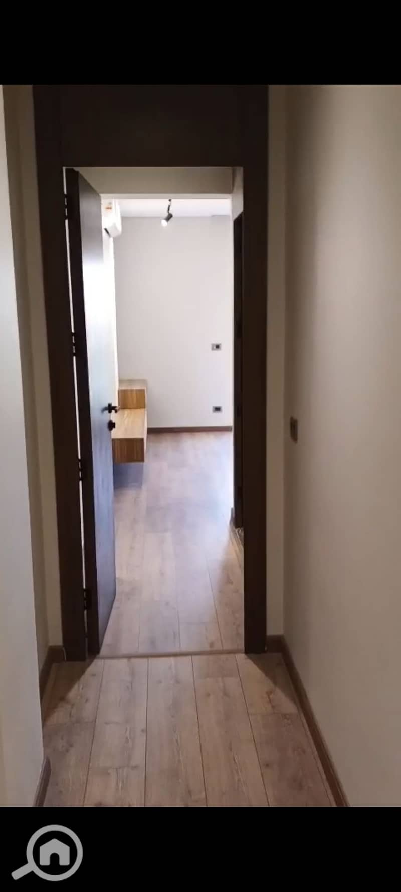 19 1000329011. jpg