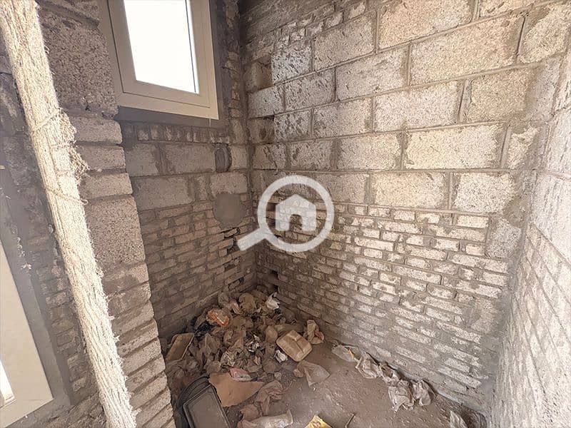 44 MH012 (29). png