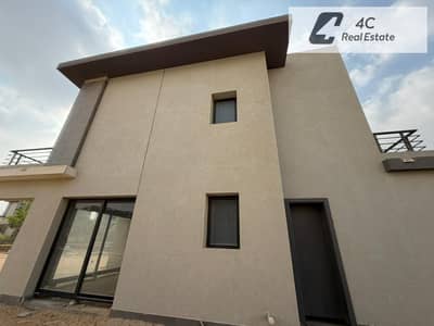 5 Bedroom Twin House for Sale in New Cairo, Cairo - WhatsApp Image 2026-10-05 at 11.51. 29. jpeg 5 Bedroom Twin House for Sale in New Cairo, Cairo - WhatsApp Image 2026-10-05 at 11.51. 29. jpeg
