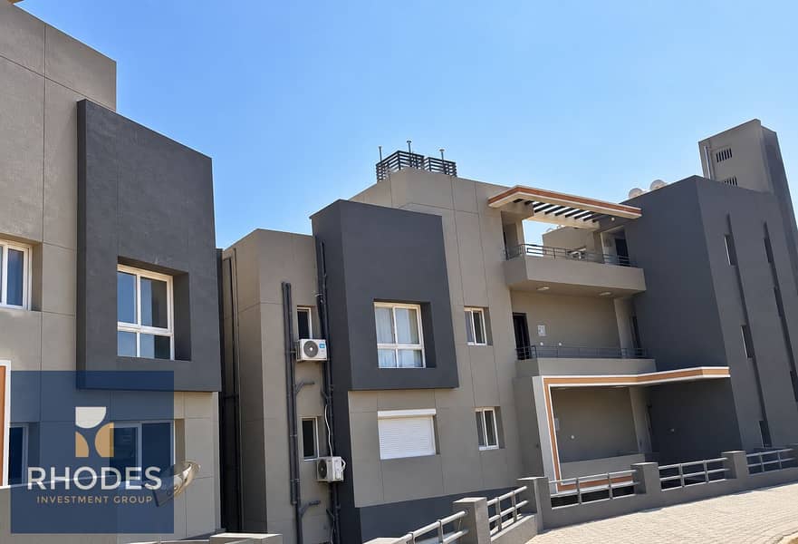 5 Modern Gray Townhouse Complex. png